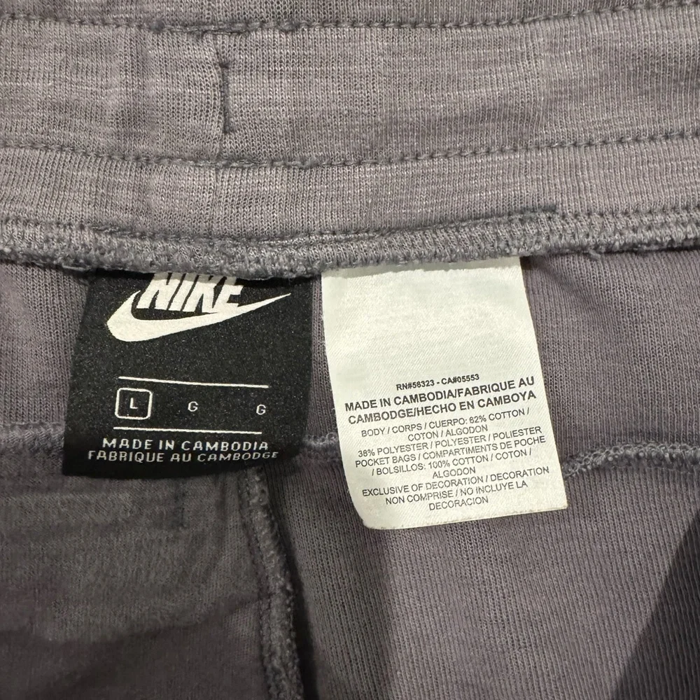 Nike Sportswear Optic Joggers Mens large Pants Tapered Fit Gray